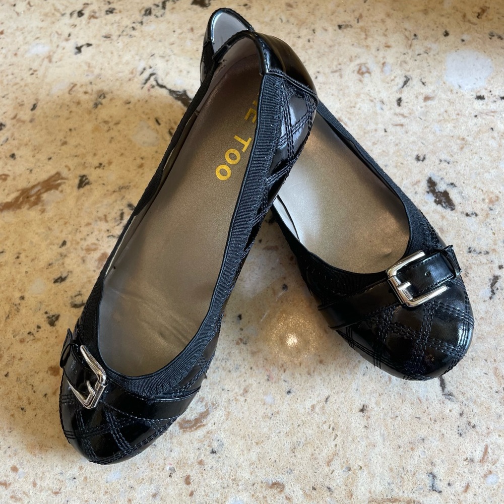 ME TOO MAKES THE SHOE FOR COMFORT